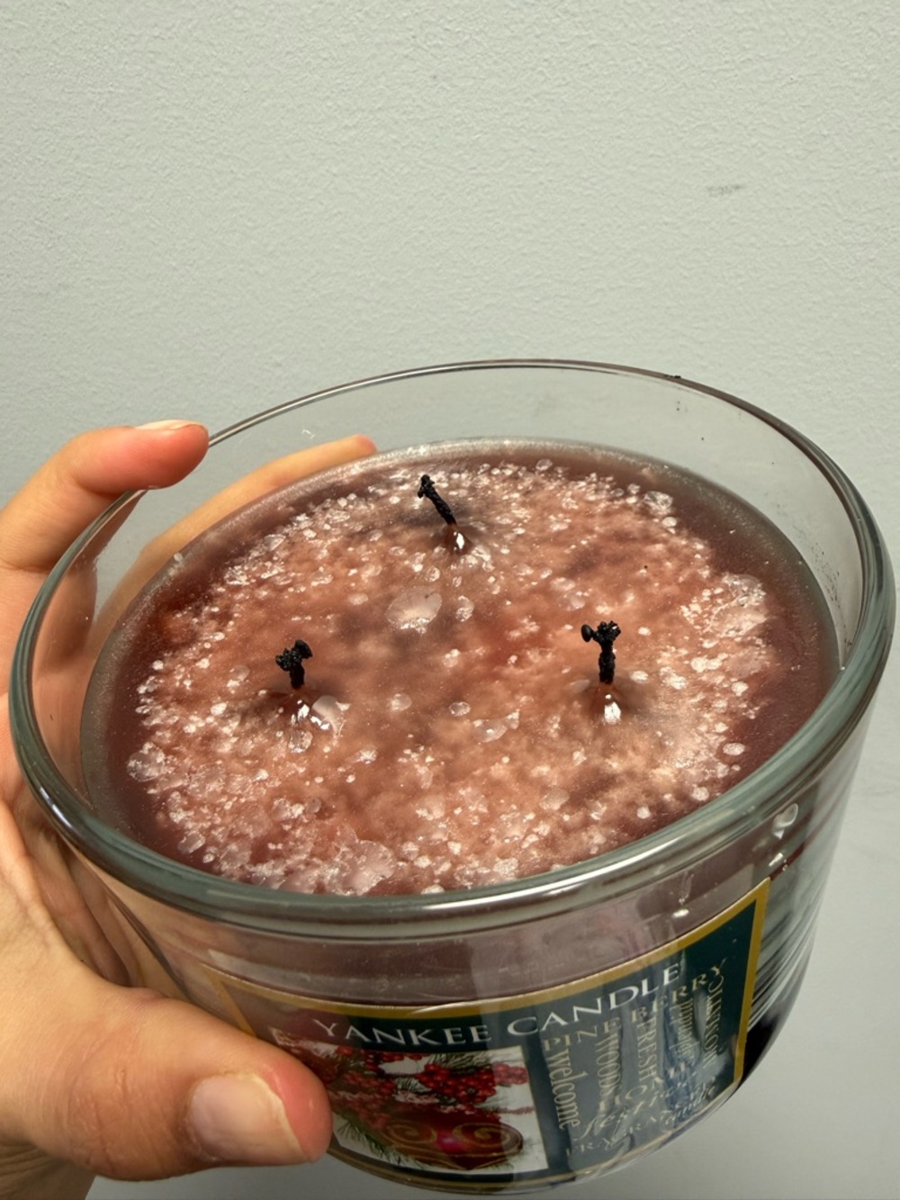 đ Yankee Candle Fall + Holiday Bundle (3 Candles) - Picture 4 of 9